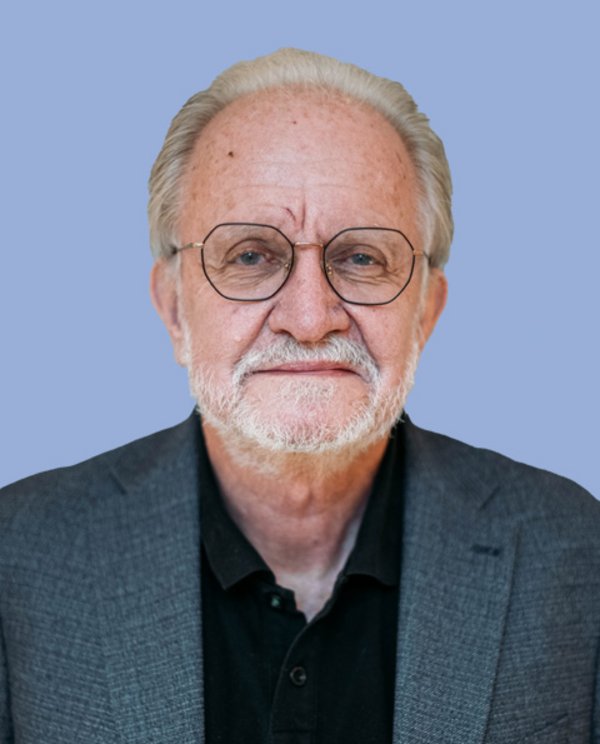Ministerialrat i. R. Dr. Richard WARNUNG